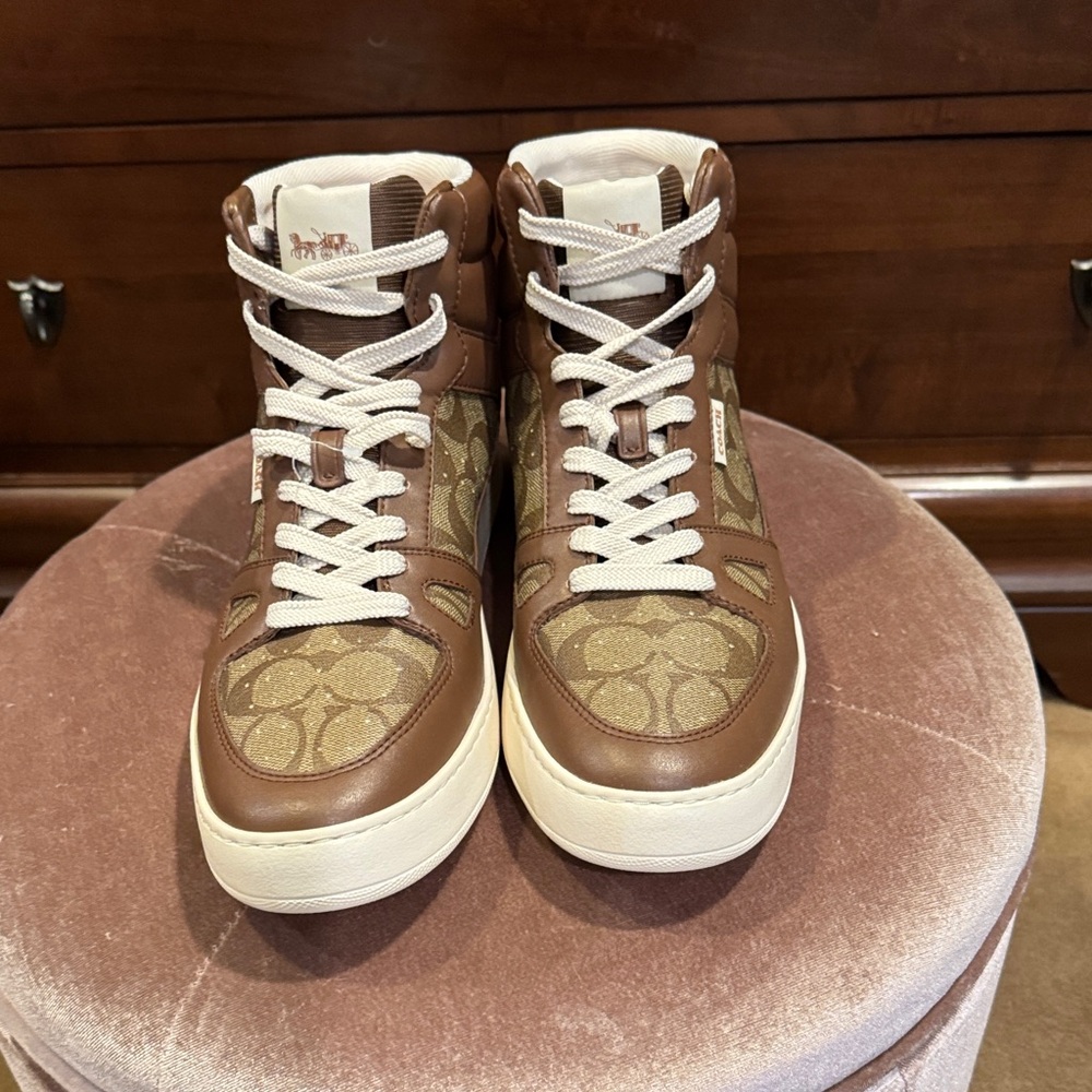 Coach Signature Brown and Cream Casual Shoes NWOT 11.5